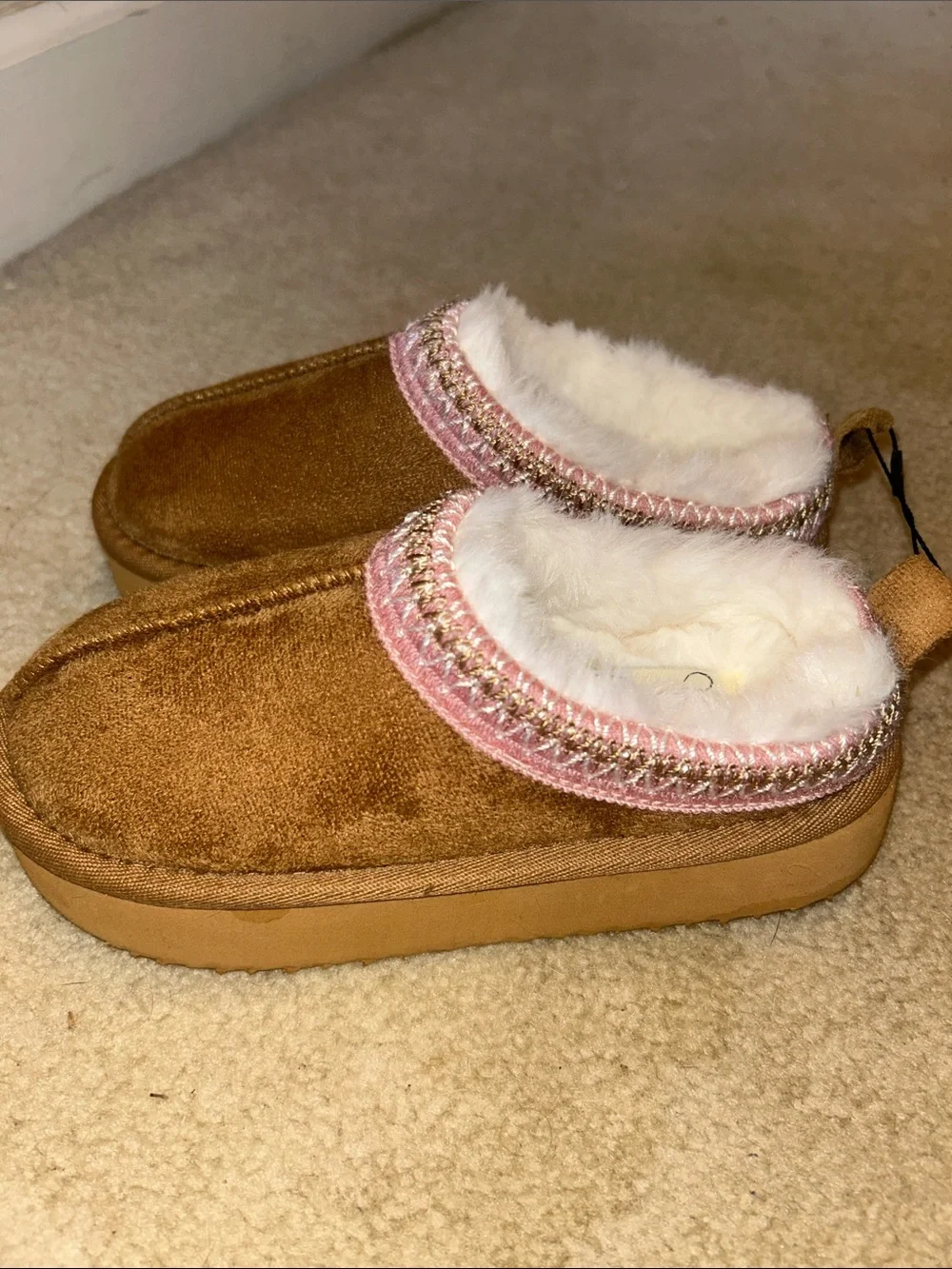 NWOT Jessica Simpson Girl's Microsuede Clog 1